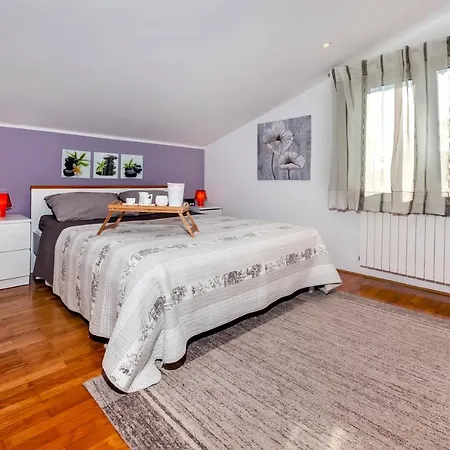 Apartman Milina Rovinj Exterior photo